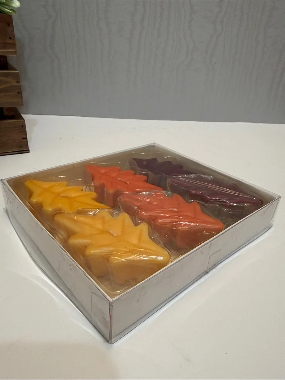 Vintage Hallmark Autumn Leaves Floating Candles Set of 6 Fall Thanksgiving NIB